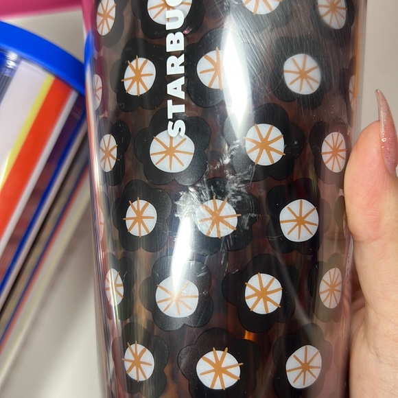 STARBUCKS CUPS - Picture 4 of 4